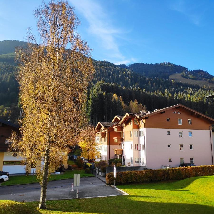 Ferienwohnung Loitfelder-Pang Saalbach-Hinterglemm Esterno foto