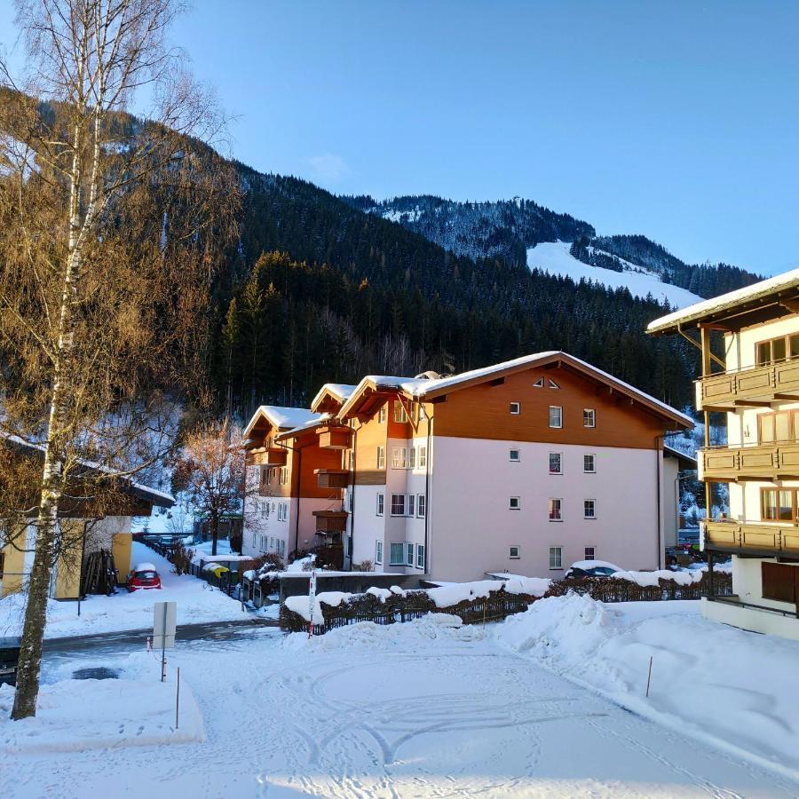 Ferienwohnung Loitfelder-Pang Saalbach-Hinterglemm Esterno foto